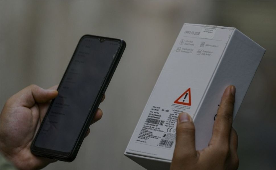 podiumnews.com-Registrasi IMEI Kurangi Peredaran Ponsel Ilegal